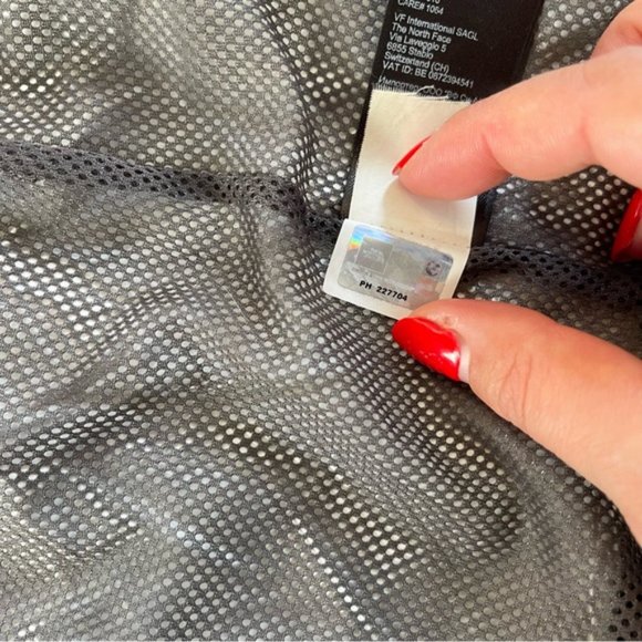 The North Face TNF Men's Black Hyvent Waterproof Hooded Rain Jacket Coat Vent L - Picture 4 of 11